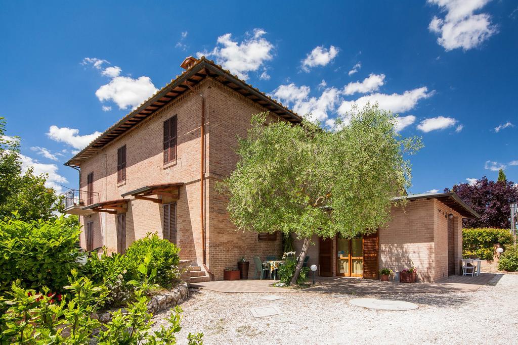 Agriturismo Podere Camollia Costalpino エクステリア 写真